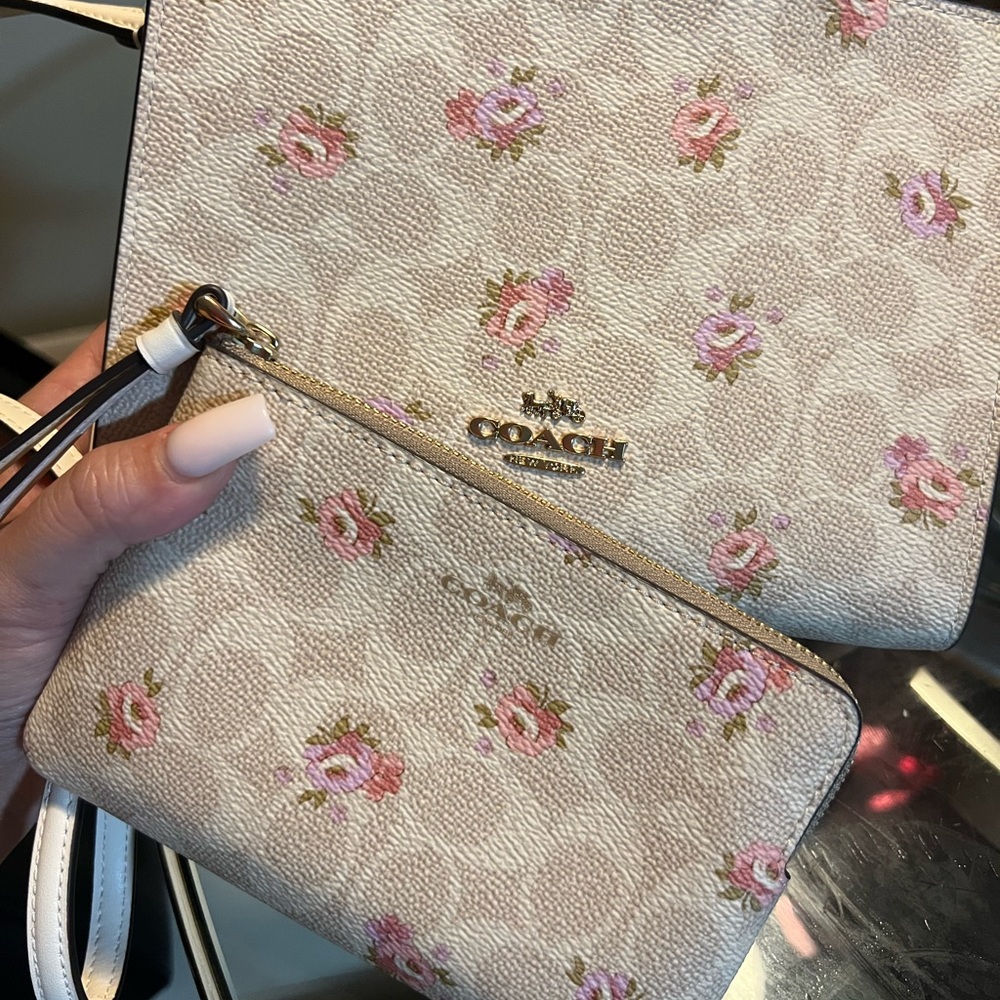 Coach Floral Beige Wristlet